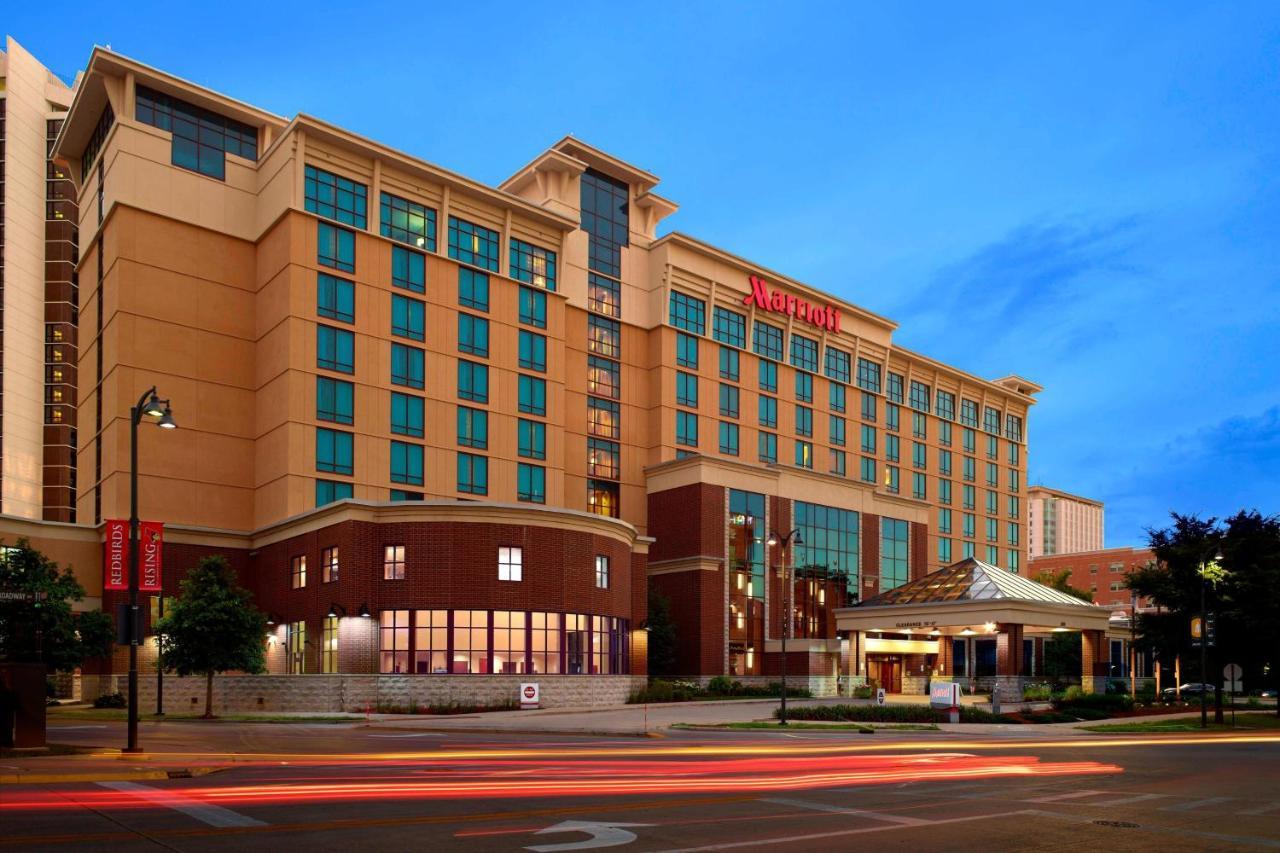 Marriott Bloomington Normal Hotel And Conference Center Exterior photo
