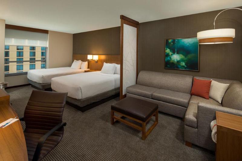 Marriott Bloomington Normal Hotel And Conference Center Exterior photo